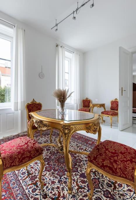 Luxurioes Wohnen Mit Anbindung Ans Zentrum 20 Minuten * Wien